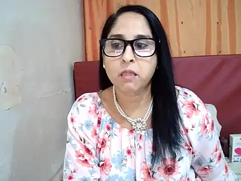 Snapshot of Indiankushy chatting on 10-16-25, 04:48 Indiankushy online show from 10-16-25, 04:48
