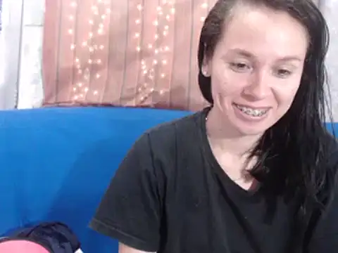 Venusluxodomme online show from 03-26-26, 03:43