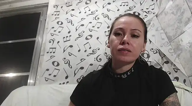 Snapshot of Venusluxodomme chatting on 12-07-24, 03:09 Venusluxodomme online show from 12-07-24, 03:09