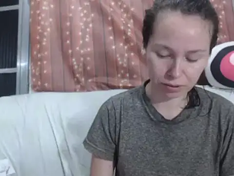 Snapshot of Venusluxodomme chatting on 02-05-26, 11:11 Venusluxodomme online show from 02-05-26, 11:11