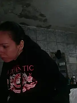 Venusluxodomme online show from 06-04-26, 07:46