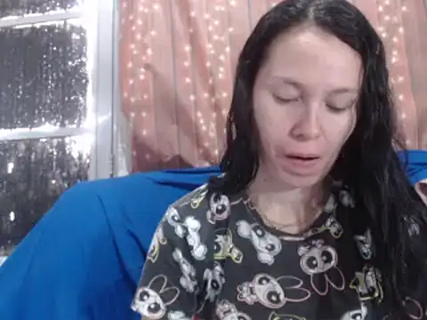 Venusluxodomme online show from 04-27-26, 06:17