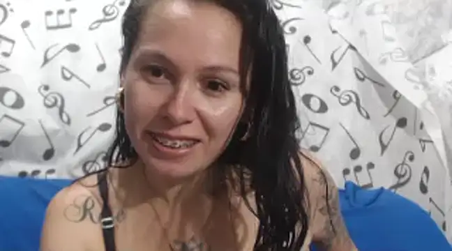 Snapshot of Venusluxodomme chatting on 01-28-25, 07:53 Venusluxodomme online show from 01-28-25, 07:53