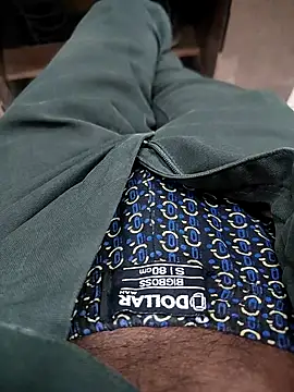 Snapshot of rocksred1 chatting on 01-17-26, 08:01 rocksred1 online show from 01-17-26, 08:01