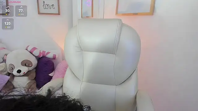 zobe love online show from 07-14-26, 05:08