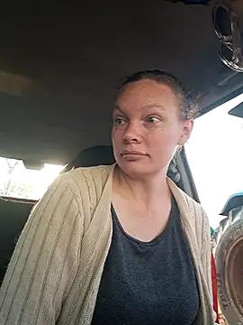 TryingWind online show from 04-17-26, 04:59