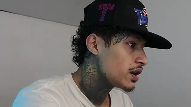 trieone online show from 03-05-25, 04:13