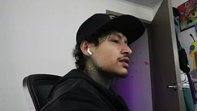 trieone online show from 10-14-25, 09:43