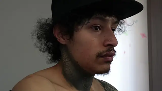 trieone online show from 04-04-26, 02:01