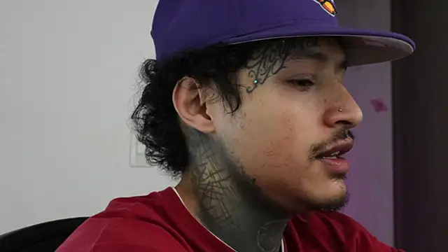 trieone online show from 09-18-25, 04:10