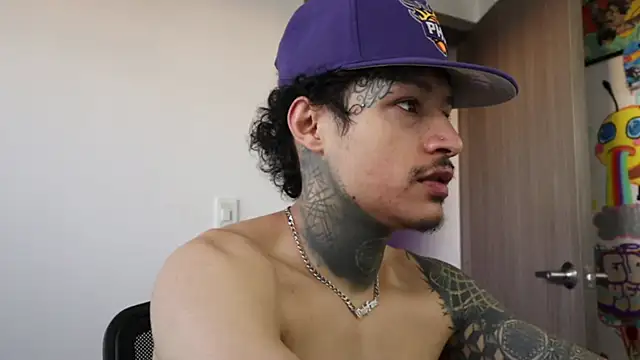 trieone online show from 09-23-25, 10:55