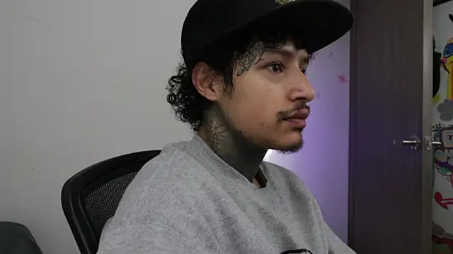 trieone online show from 01-09-26, 01:51