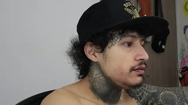 trieone online show from 02-28-26, 02:17