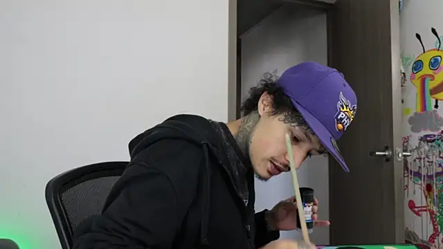 trieone online show from 03-08-26, 02:53