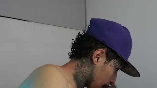 trieone online show from 02-27-25, 03:51