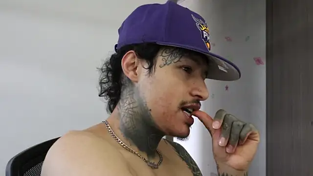 trieone online show from 09-24-25, 05:19