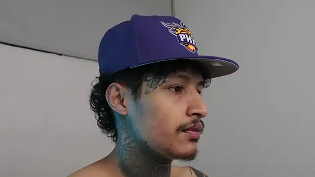 trieone online show from 03-01-25, 04:04