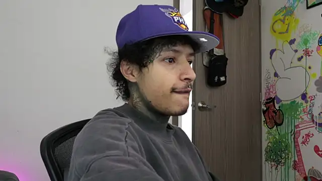 trieone online show from 02-07-26, 02:36