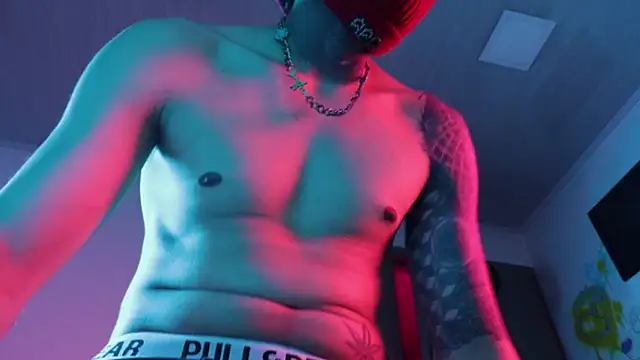 trieone online show from 04-14-26, 01:21