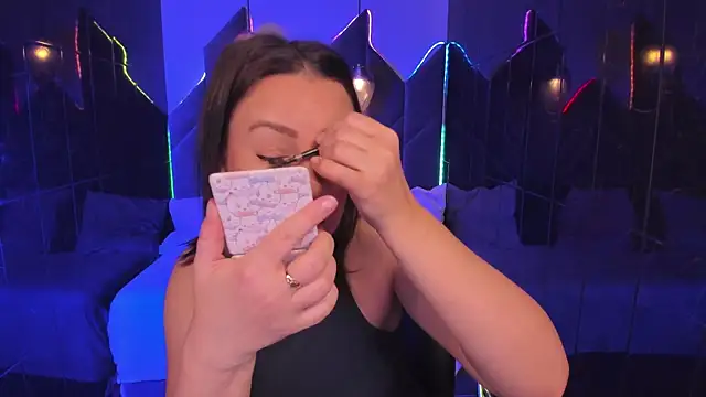 MilenaMellow online show from 10-31-25, 08:38