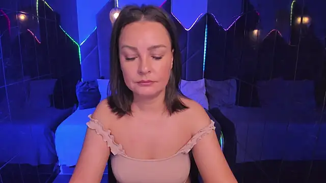 MilenaMellow online show from 10-22-25, 07:46