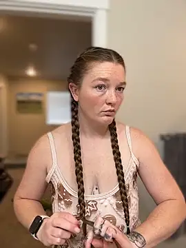 PussiesnCream  online show from 12-18-25, 04:11