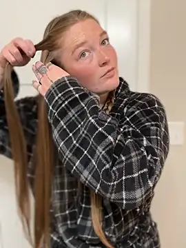 PussiesnCream  online show from 10-27-25, 04:41