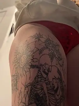 PussiesnCream  online show from 10-16-25, 02:14