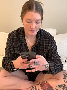 PussiesnCream  online show from 02-18-26, 09:11