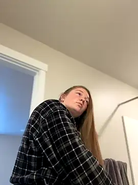 PussiesnCream  online show from 09-24-25, 03:51