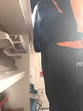 Snapshot of Blog100vergonhas chatting on 04-08-26, 04:41 Blog100vergonhas online show from 04-08-26, 04:41