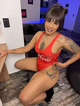 Victoria14  online show from 11-27-25, 03:51