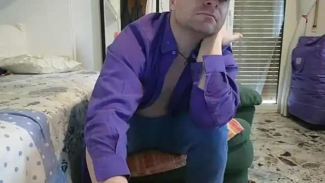 Snapshot of Dharmare@xh chatting on 12-20-25, 09:01 Dharmarexh online show from 12-20-25, 09:01