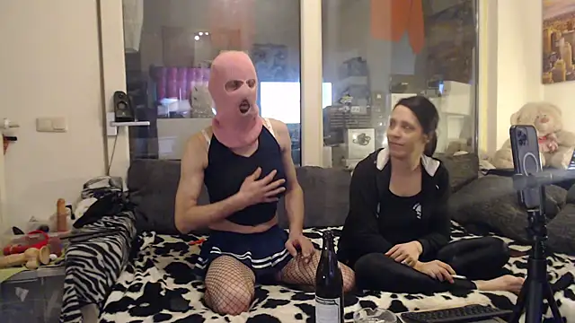 DirtySexGamesxh online show from 02-08-26, 11:46