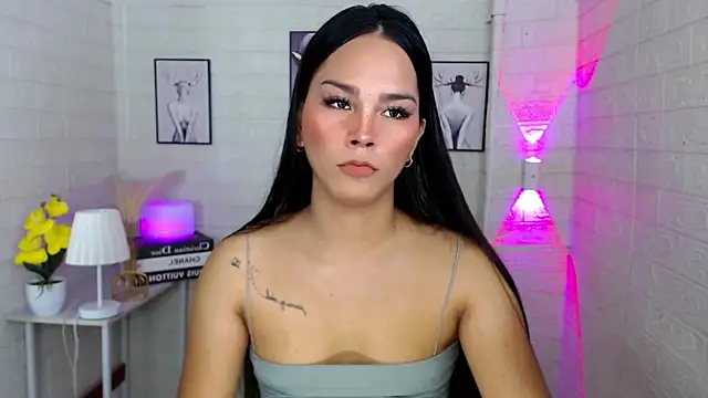 urnaughtydolly69 online show from 09-21-25, 03:39