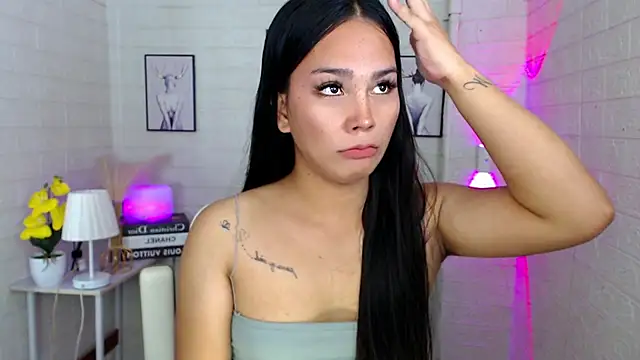 urnaughtydolly69 online show from 10-05-25, 11:34