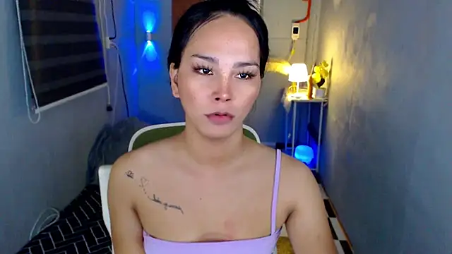 Snapshot of urnaughtydolly69 chatting on 07-13-26, 11:42 urnaughtydolly69 online show from 07-13-26, 11:42