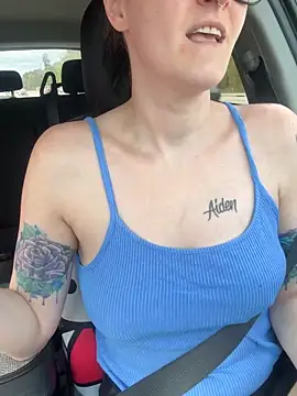 lolabunny9 online show from 03-28-26, 03:57