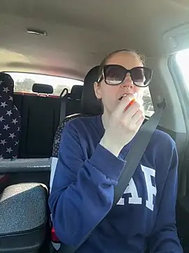 lolabunny9 online show from 02-08-26, 08:50