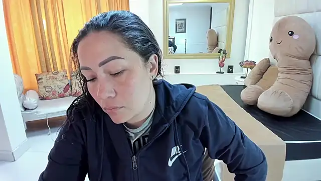 gaby trent online show from 09-17-25, 01:13