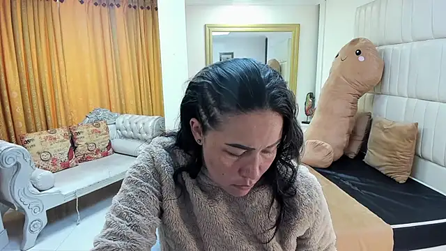 gaby trent online show from 10-10-25, 01:45