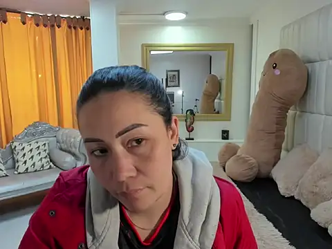 gaby trent online show from 11-10-25, 01:27