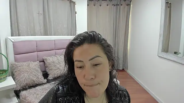 gaby trent online show from 05-25-26, 04:28