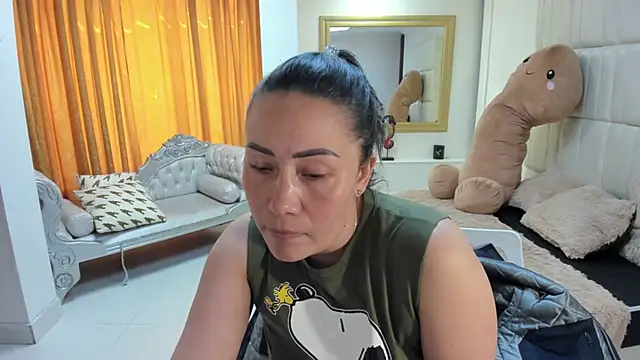 gaby trent online show from 11-18-25, 02:53