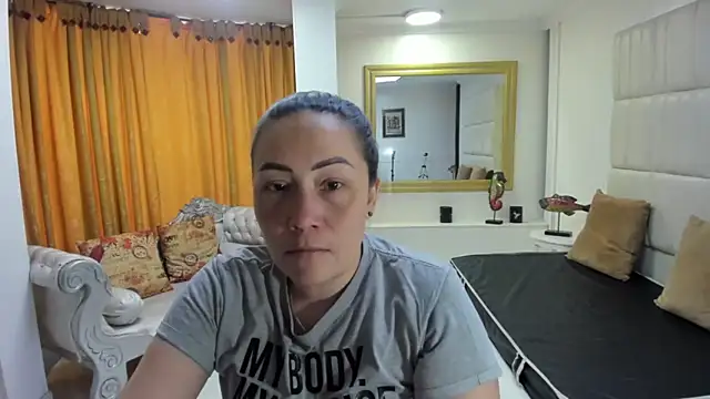 gaby trent online show from 09-25-25, 01:28