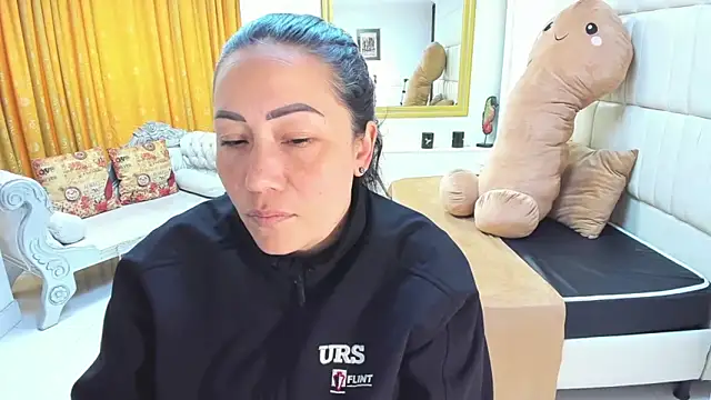 gaby trent online show from 10-07-25, 02:07