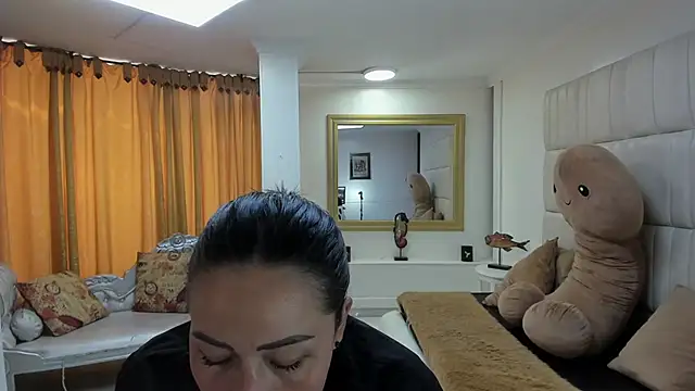 gaby trent online show from 09-10-25, 02:38