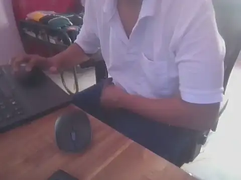 Rahulhjkl online show from 10-07-25, 06:25