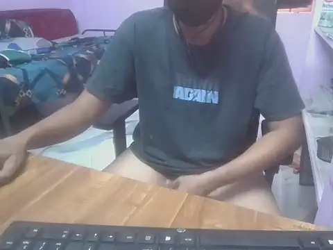 Rahulhjkl online show from 10-12-25, 06:37