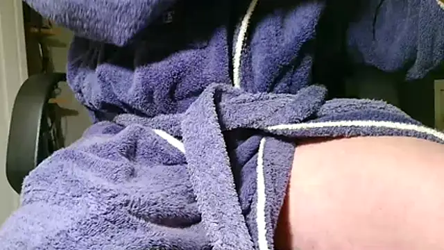 Snapshot of kalinixta chatting on 02-13-26, 05:57 kalinixta online show from 02-13-26, 05:57